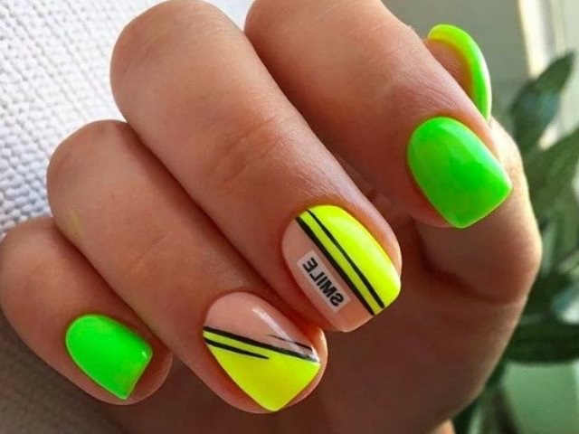 Zielono-żółty kolor pazurków